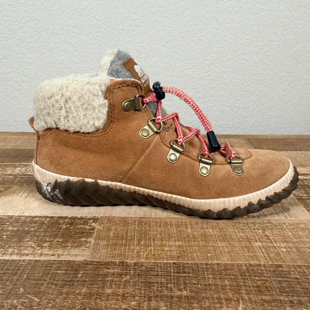 Sorel Out N About Plus Conquest Kids 3 Tan Waterproof Suede Faux Fur Boots